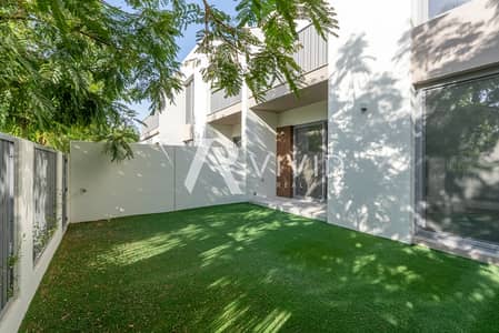 3 Bedroom Townhouse for Rent in Tilal Al Ghaf, Dubai - Vacant | Pool and Park Backing | Private Garden