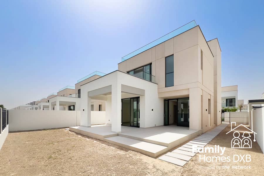 Ready Now | Single Row | Close to Pool and Park Ready Now | Single Row | Close to Pool and Park
