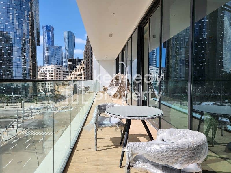 4 050d040f-10c3-45c3-b32c-45947c6236b4-photo_10-Balcony. jpg