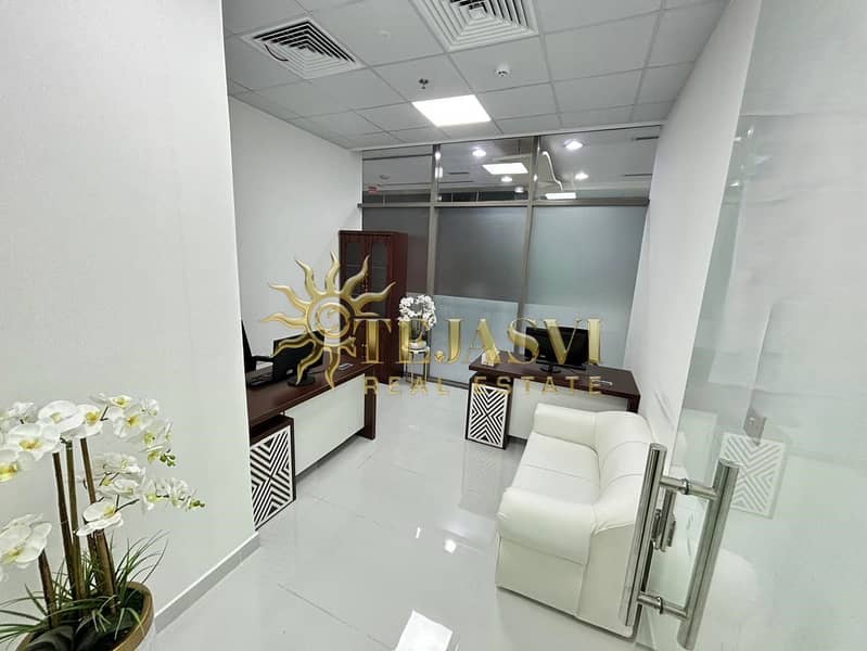 4 6bd8b5b1-a9c4-49eb-9084-b3a6a7fe7a21. jpg