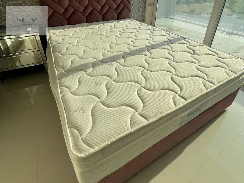 8 Bedroom_3a. jpg