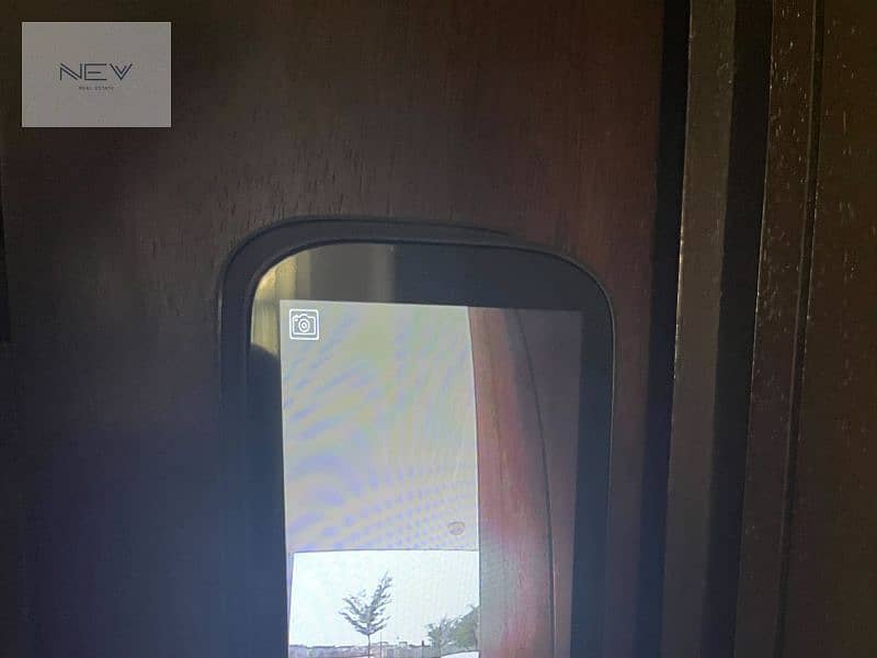 24 Smart_Lock. jpg