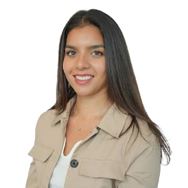 Monika Bayat