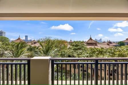 1 Bedroom Flat for Sale in Palm Jumeirah, Dubai - Upgraded | Ready to Move In | High ROI