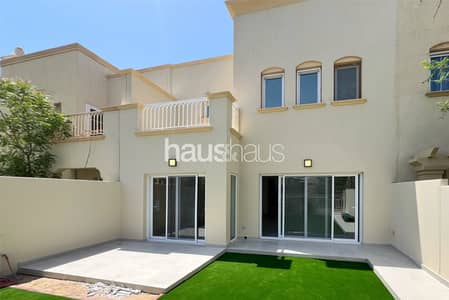 3 Bedroom Villa for Rent in The Springs, Dubai - Premium Upgrades | Lake Backing | Vacant