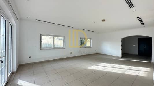 3 Bedroom Villa for Sale in Jumeirah Park, Dubai - Vacant - 3 Bed + Maid- Motivated Seller - Spacious
