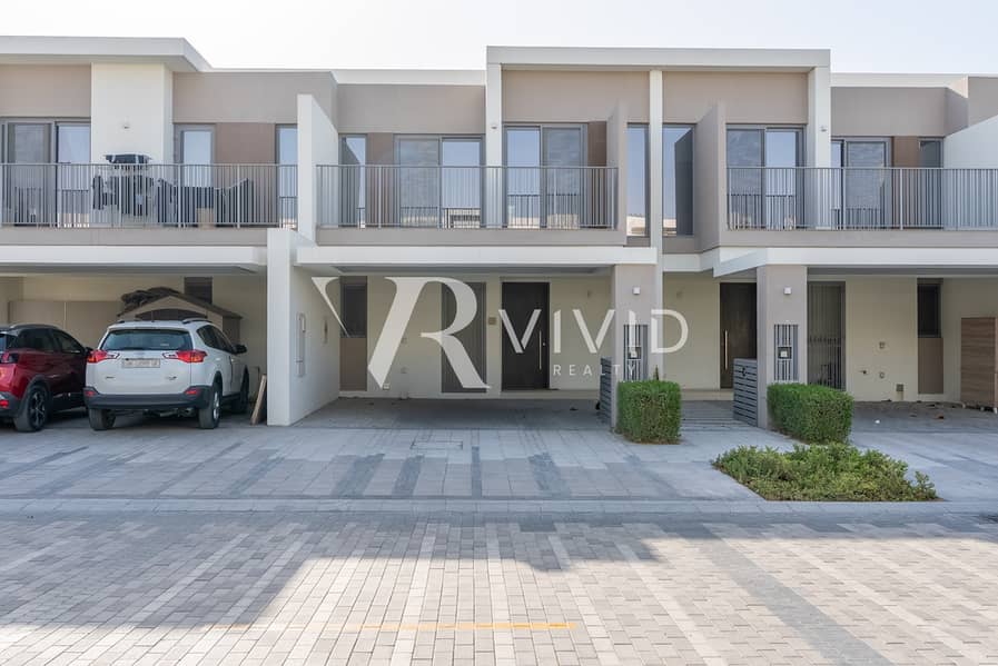 位于蒂拉尔阿尔加夫综合社区,伊兰住宅区 3 卧室的联排别墅 3950000 AED - 11290532 位于蒂拉尔阿尔加夫综合社区,伊兰住宅区 3 卧室的联排别墅 3950000 AED - 11290532