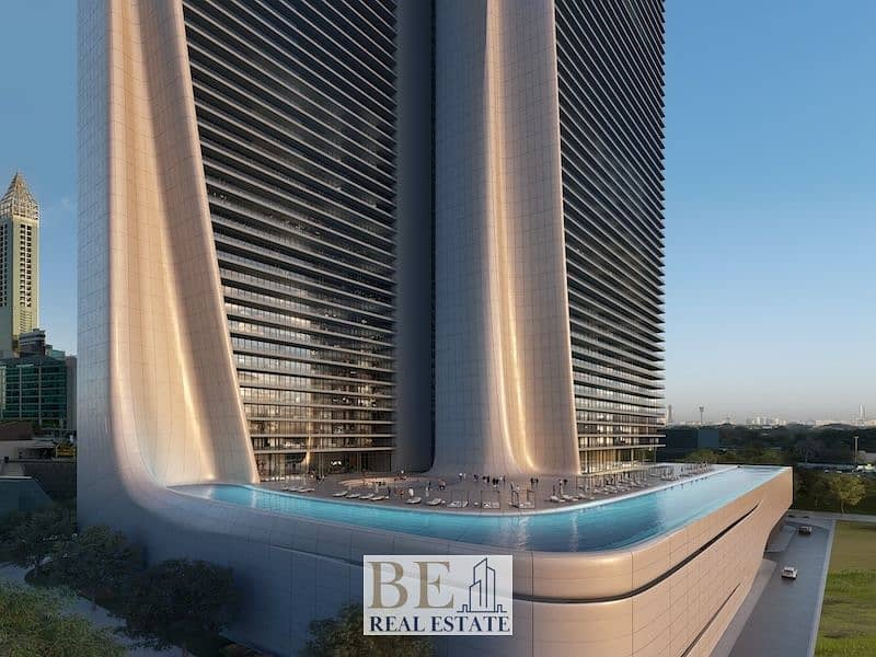 8 podium pool corner. jpg