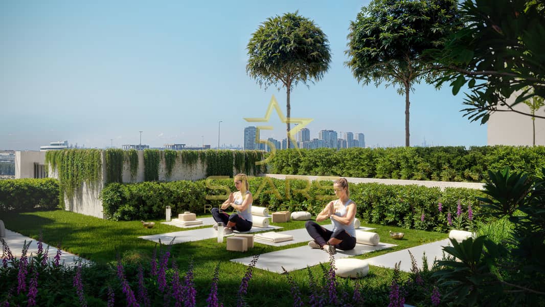 15 Outdoor Yoga. jpg