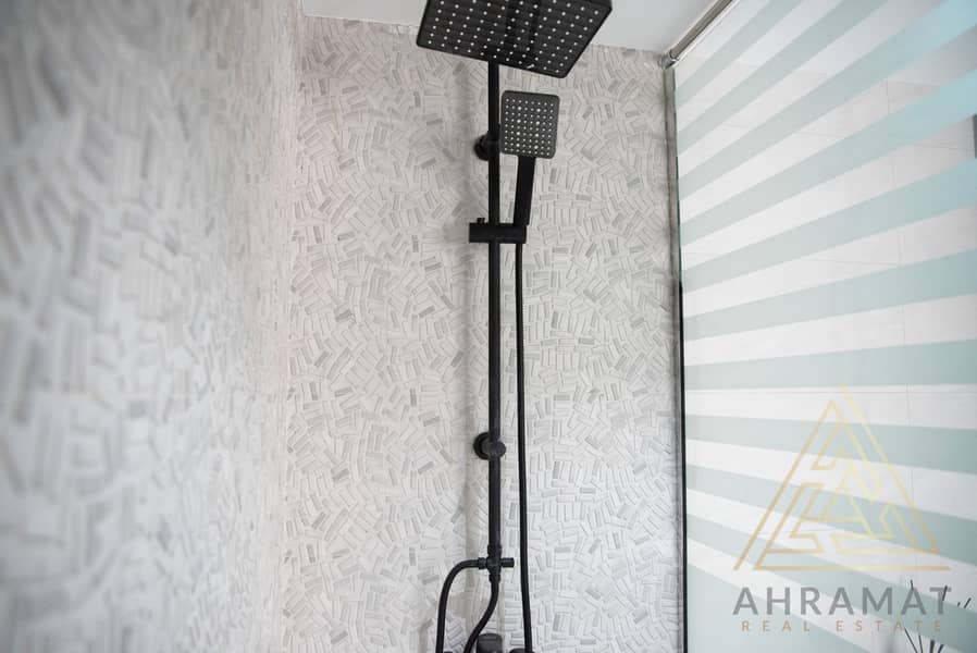 26 501GlamResidence_-61-scaled. jpg