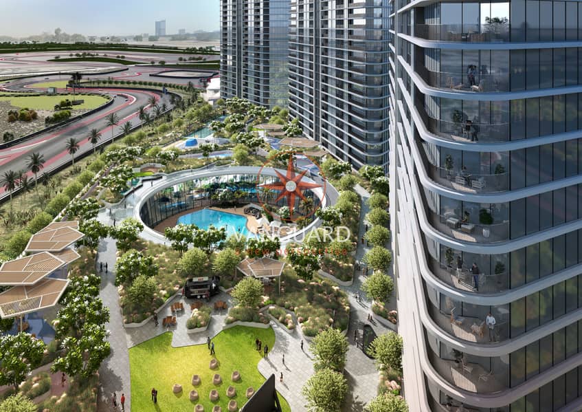 8 Sobha Solis - Podium. jpg