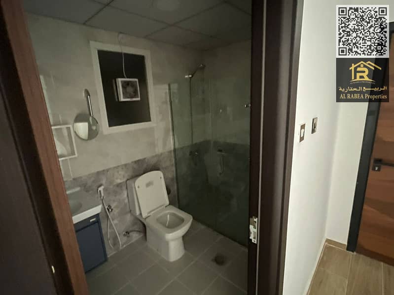 10 1cbc7f33-64b0-4dd9-a53d-1a8ca8145946. jpg