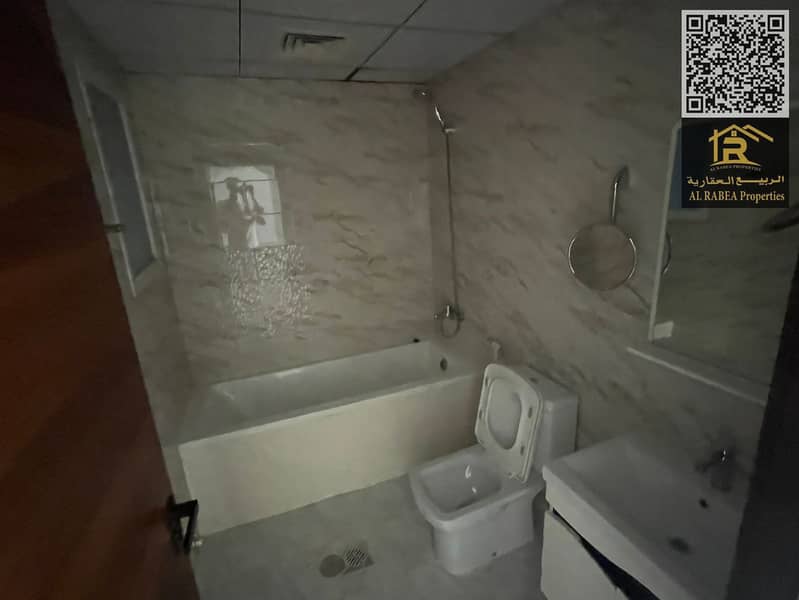 12 df0bdc9b-2983-4798-910b-24fc0ab14f8e. jpg