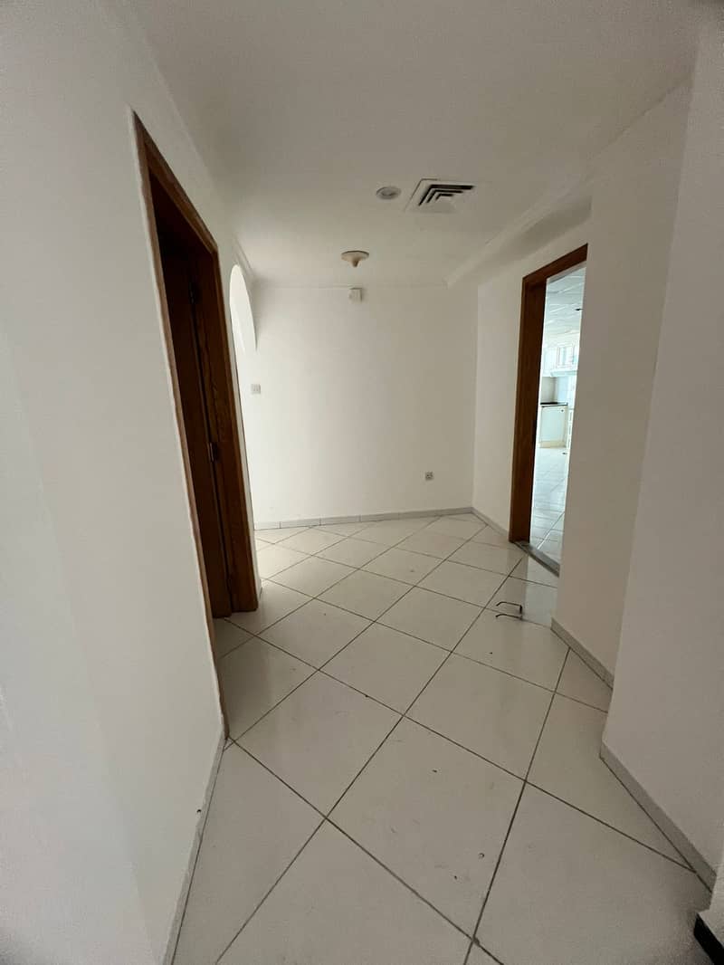 21 bf0f1078-80d3-4bba-ba31-cc3d5183f7c3. jpg