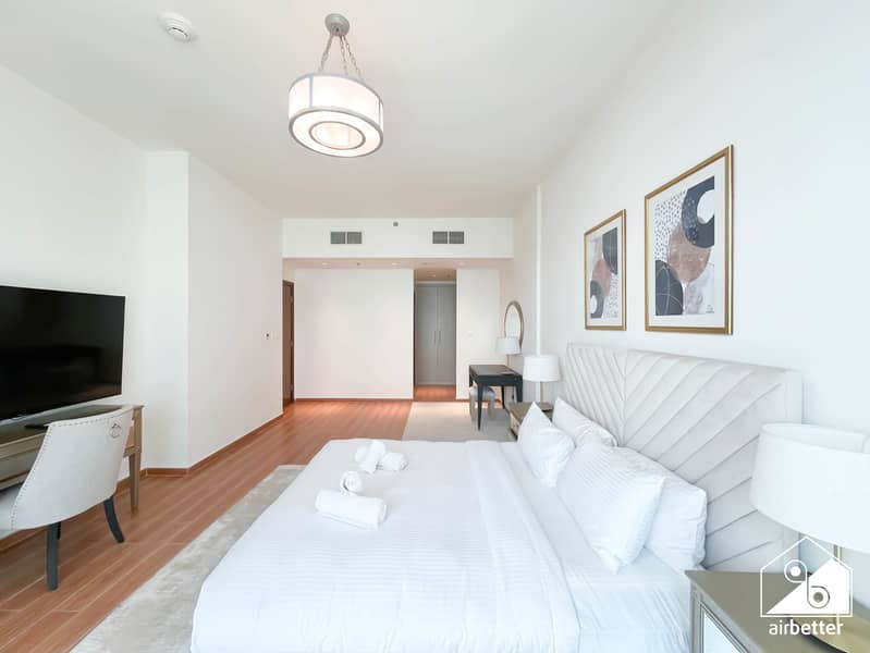 18 Amna Tower 5808 - 2B - Master room - 6. jpg