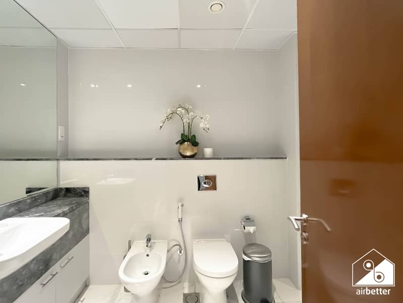 21 Amna Tower 5808 - 2B - Master room - 9. jpg