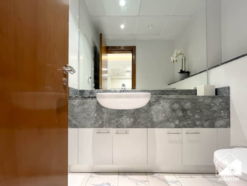 41 Amna Tower 5808 - 2B - WC - 1. jpg