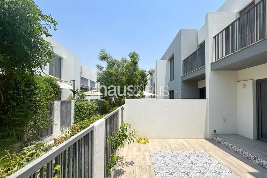 位于蒂拉尔阿尔加夫综合社区,伊兰住宅区 3 卧室的联排别墅 205000 AED - 11893154 位于蒂拉尔阿尔加夫综合社区,伊兰住宅区 3 卧室的联排别墅 205000 AED - 11893154