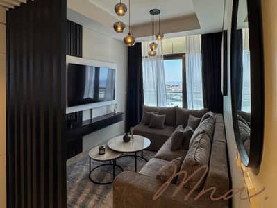 Studio for Rent in Business Bay, Dubai - Stunning Studio | Burj Khalifa View | Modern Amenities