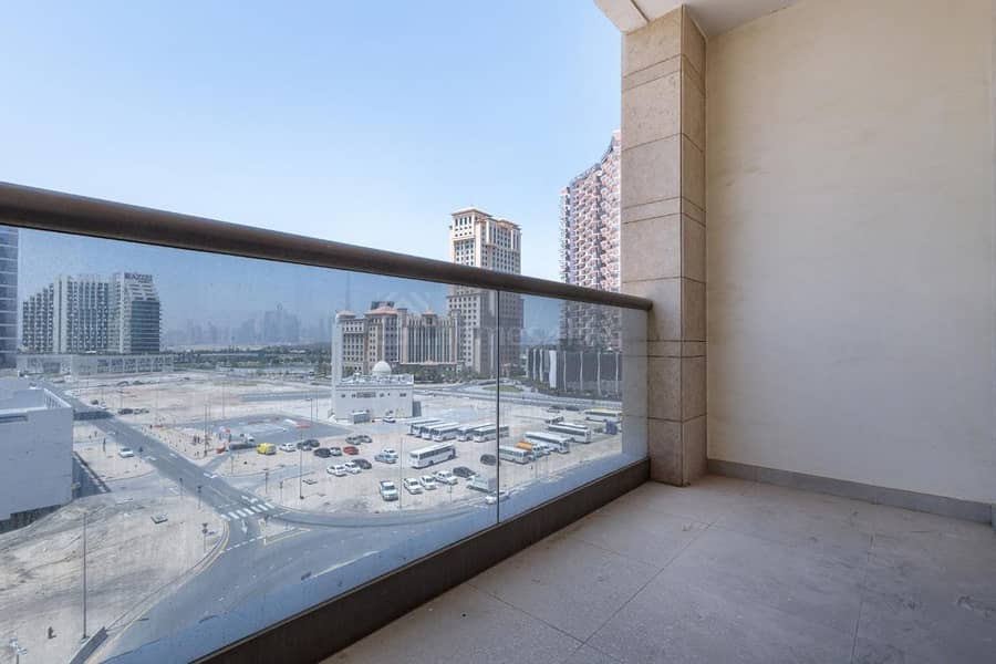 BURJ KHALIFA VIEW | VACANT | CALL FOR VIEWING