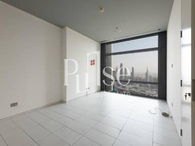 1 Bedroom Flat for Rent in DIFC, Dubai - Modern 1BR Apartment | Iconic Burj Khalifa View