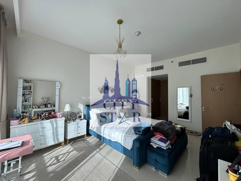 18 Harbour_Sanan_12. jpg