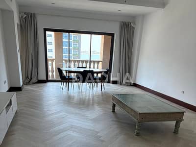 1 Bedroom Apartment for Sale in Palm Jumeirah, Dubai - Vacant | Renovated F Type | Partial Sea View