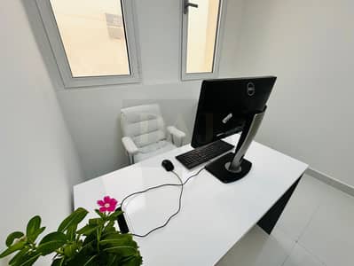 مکتب  للايجار في ديرة، دبي - 55c571dd-875b-4469-a036-dfc4996a4516. jpg