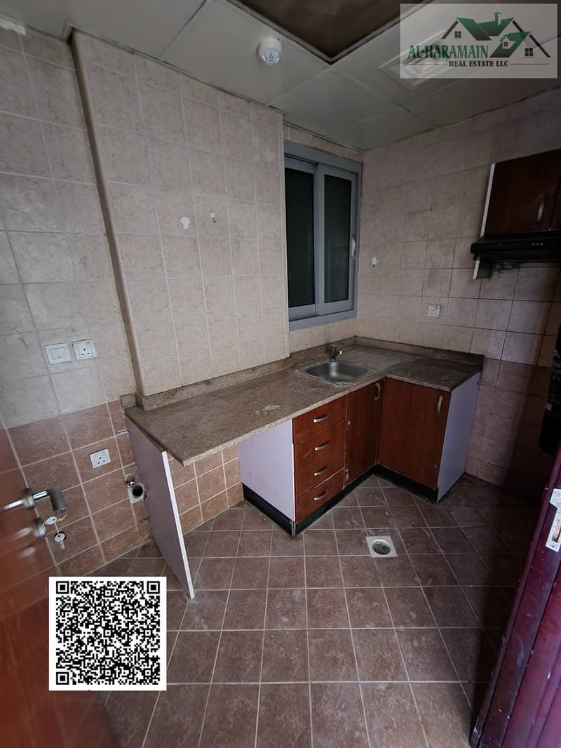 3 18d32a43-eb95-4239-96be-b04ff7169517. jpg