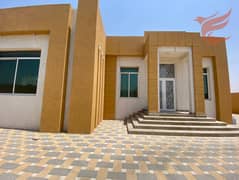 فیلا في الرفاع 3 غرف 90000 درهم - 11895078