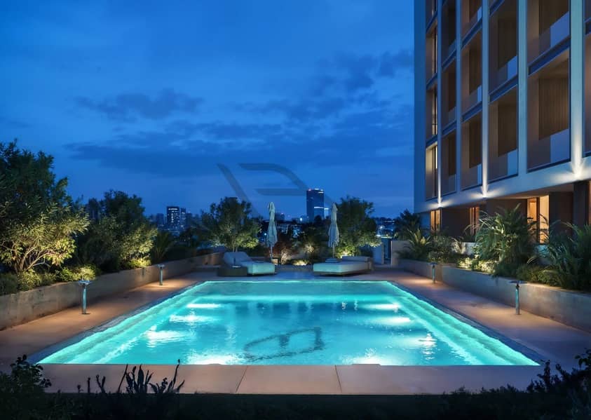 twilight-amenties Pool. jpg twilight-amenties Pool. jpg