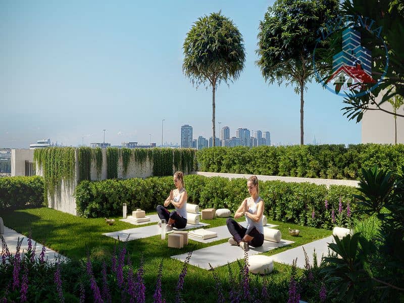 13 Outdoor Yoga. jpg