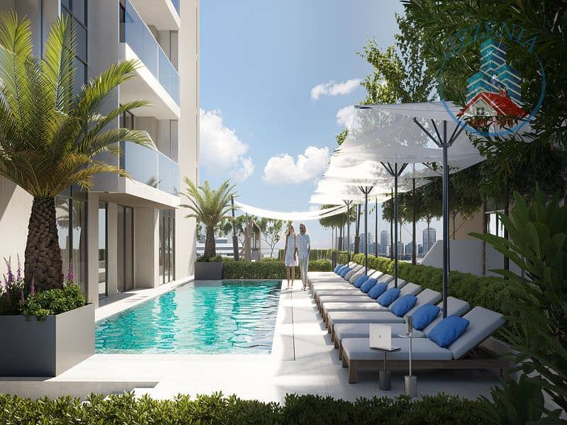 15 Swimming Pool. jpg