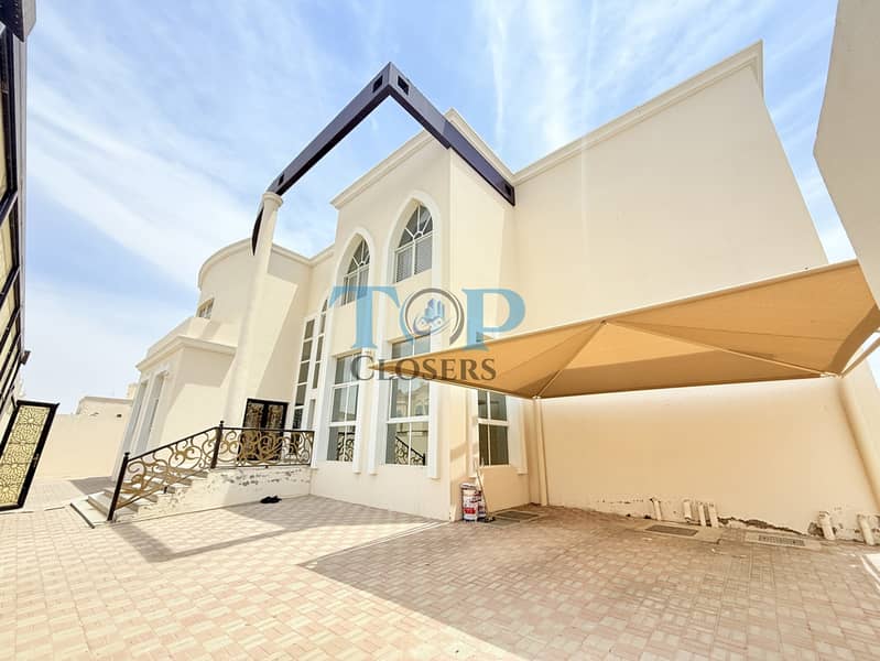 7 Br Duplex Villa | Prime Location | Must See