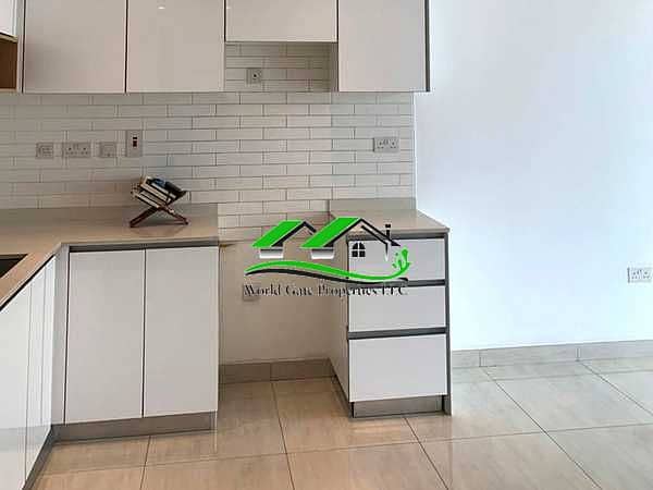 11 73pIoI7FUJ3TDodw2aR9VFLl9rzhYuUDNMCjUfGR. jpg