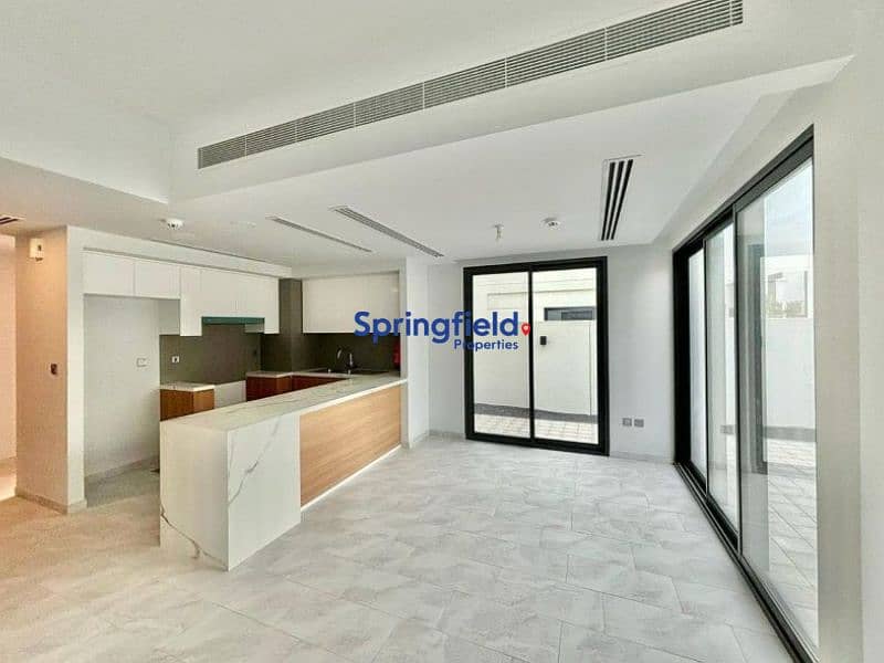 Таунхаус в Дубайлэнд,Вилланова,Ла Роса,Ла Роса 5, 3 cпальни, 175000 AED - 11896246 Таунхаус в Дубайлэнд,Вилланова,Ла Роса,Ла Роса 5, 3 cпальни, 175000 AED - 11896246