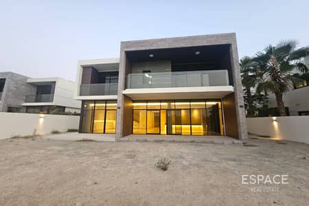 5 Bedroom Villa for Sale in Dubai Waterfront, Dubai - Golf Course View | Type V3 | Big Plot