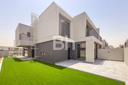 4 Bedroom Villa for Rent in Dubai South, Dubai - Brand New | Landscaped Garden | Under Warranty