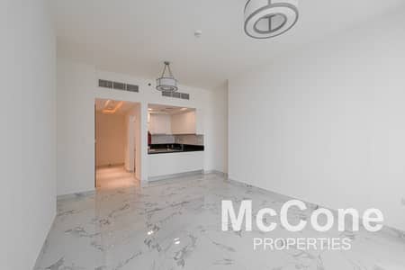 2 Bedroom Flat for Rent in Business Bay, Dubai - Luxury Redefined | Canal View | Unfurnished