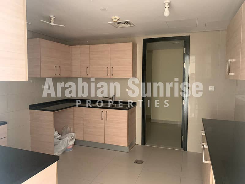 4 Ocean-Terrace-2BR-E-1603-2-Maids-Kitchen. jpg