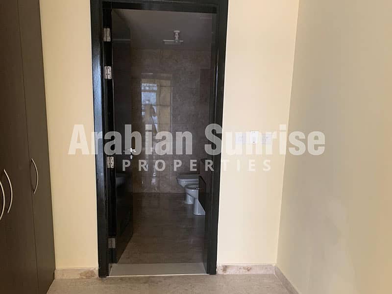 6 Ocean-Terrace-2BR-E-1603-2-Maids-bathroom. jpg