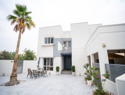 5 Bedroom Villa for Sale in The Meadows, Dubai - 1. jpg