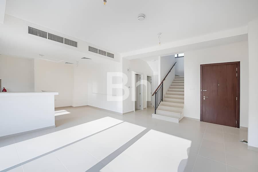位于城市广场,纳西姆联排别墅 3 卧室的联排别墅 155000 AED - 11899084 位于城市广场,纳西姆联排别墅 3 卧室的联排别墅 155000 AED - 11899084