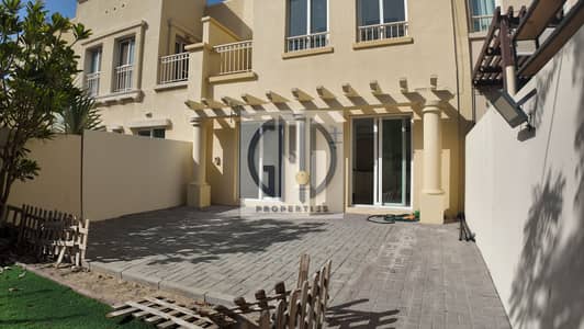 فیلا 2 غرفة نوم للايجار في الينابيع، دبي - dji_mimo_20250516_160252_0_1747470928234_photo. jpg