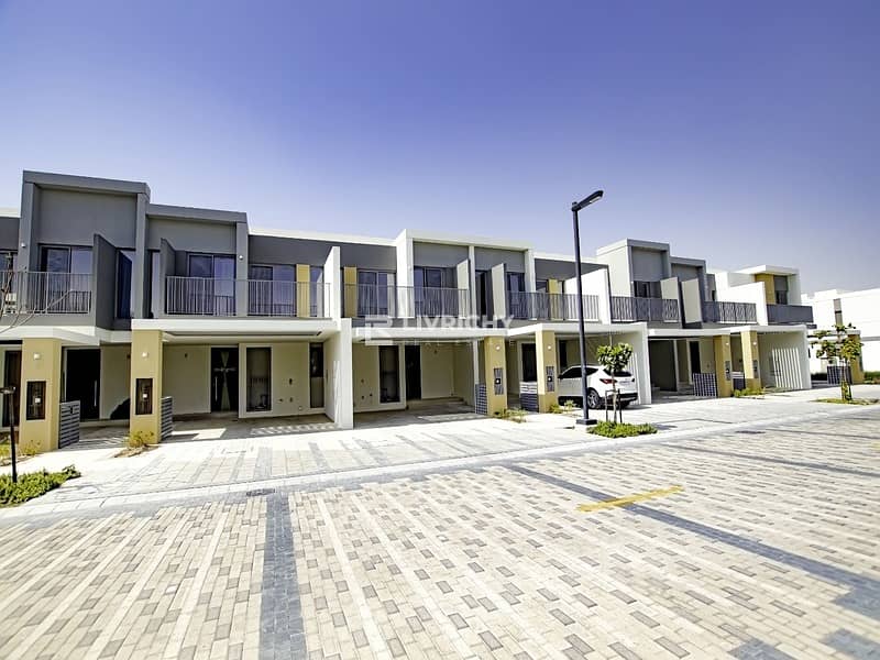 SPACIOUS | PRIME LOCATION | VACANT SOON