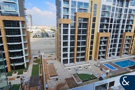 Studio for Rent in Meydan City, Dubai - Bright Unit | Flexible Furnishing | Modern