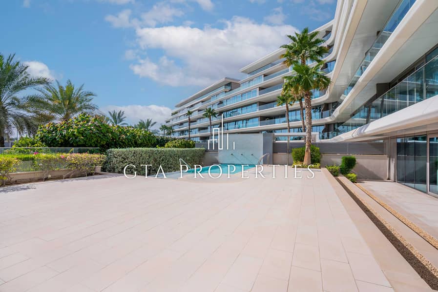 Ultra-Premium Coastal Living | Fitted Unit Ultra-Premium Coastal Living | Fitted Unit