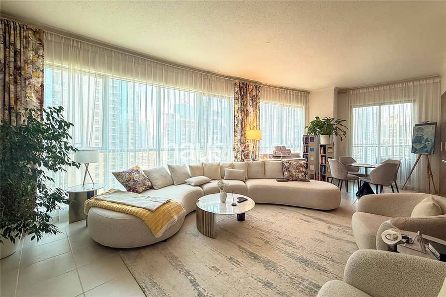 Lake View | High Floor | Tenanted Investment Lake View | High Floor | Tenanted Investment