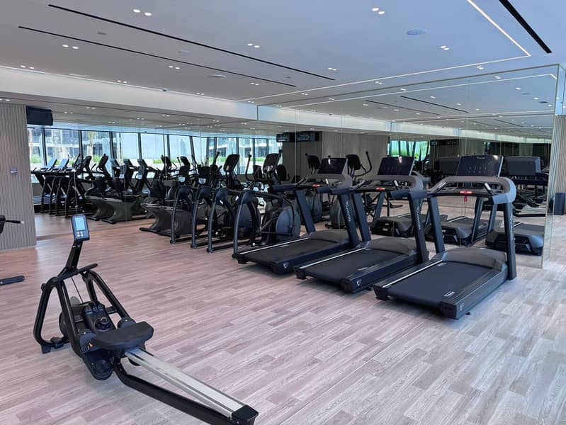 14 GYM CORNER. jpeg