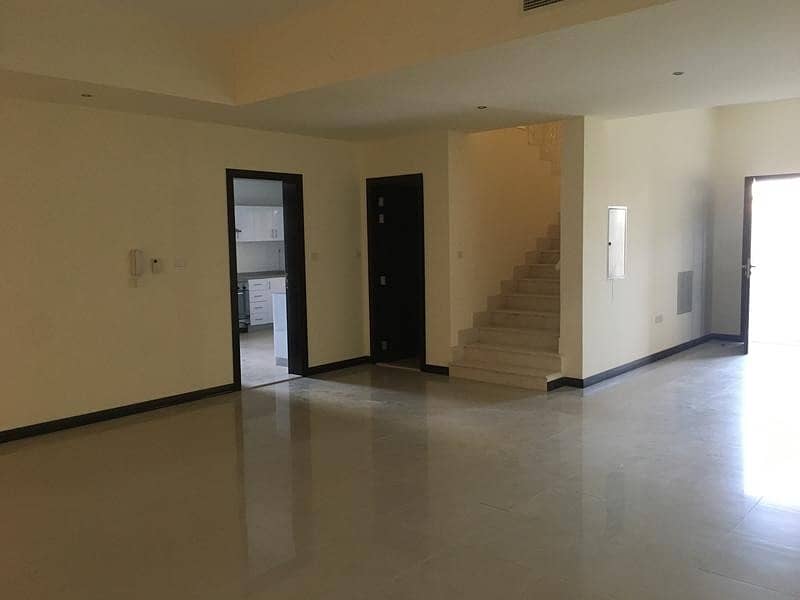 4- bedroom + maid room villa for rent in Barashi Sharjah Call (Mazhar)